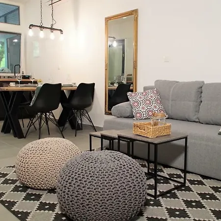 Aroma Apartment *